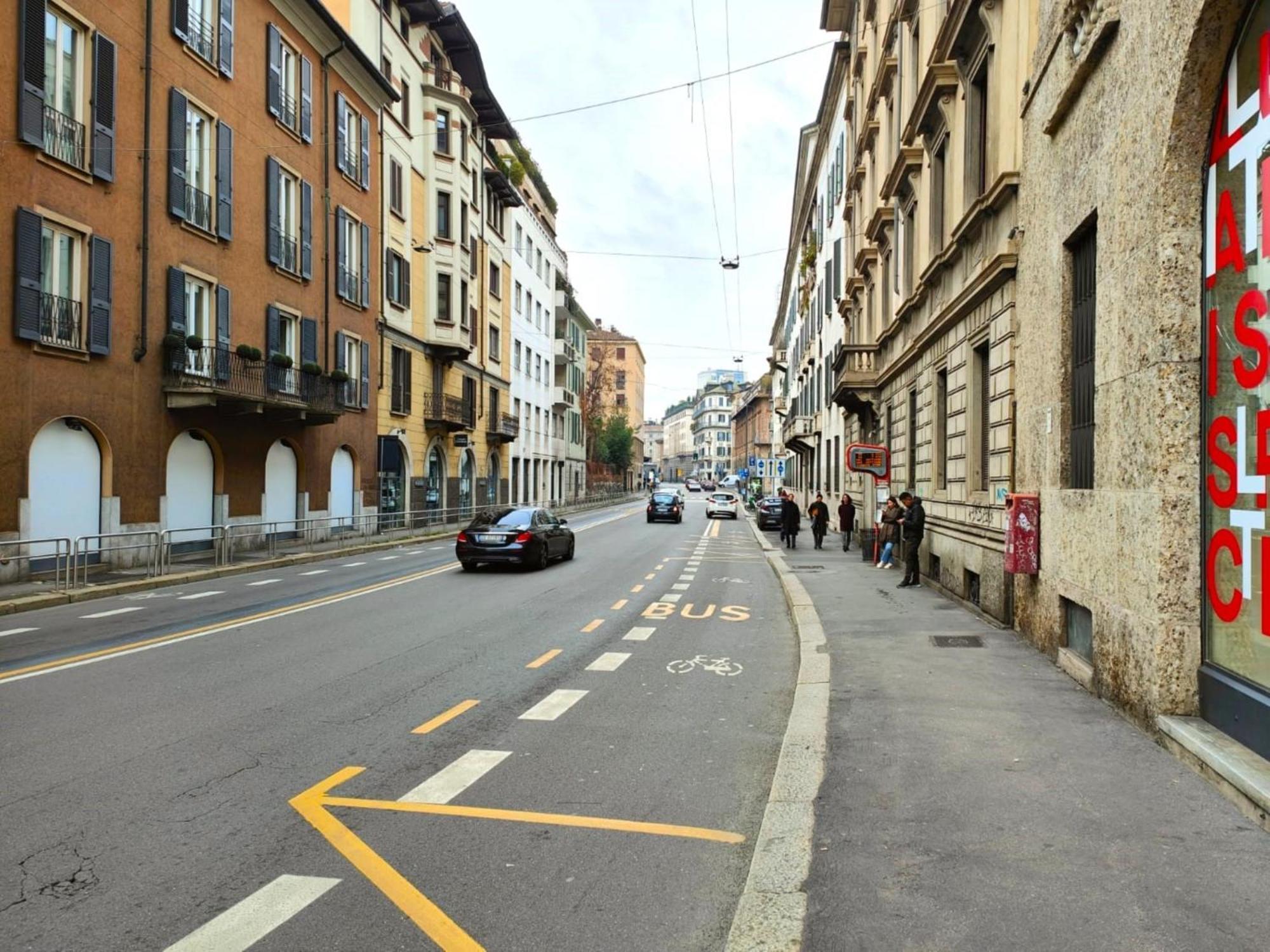 B And G San Babila- Luxury In The Heart Of Milano - Design District Hotel Exterior photo